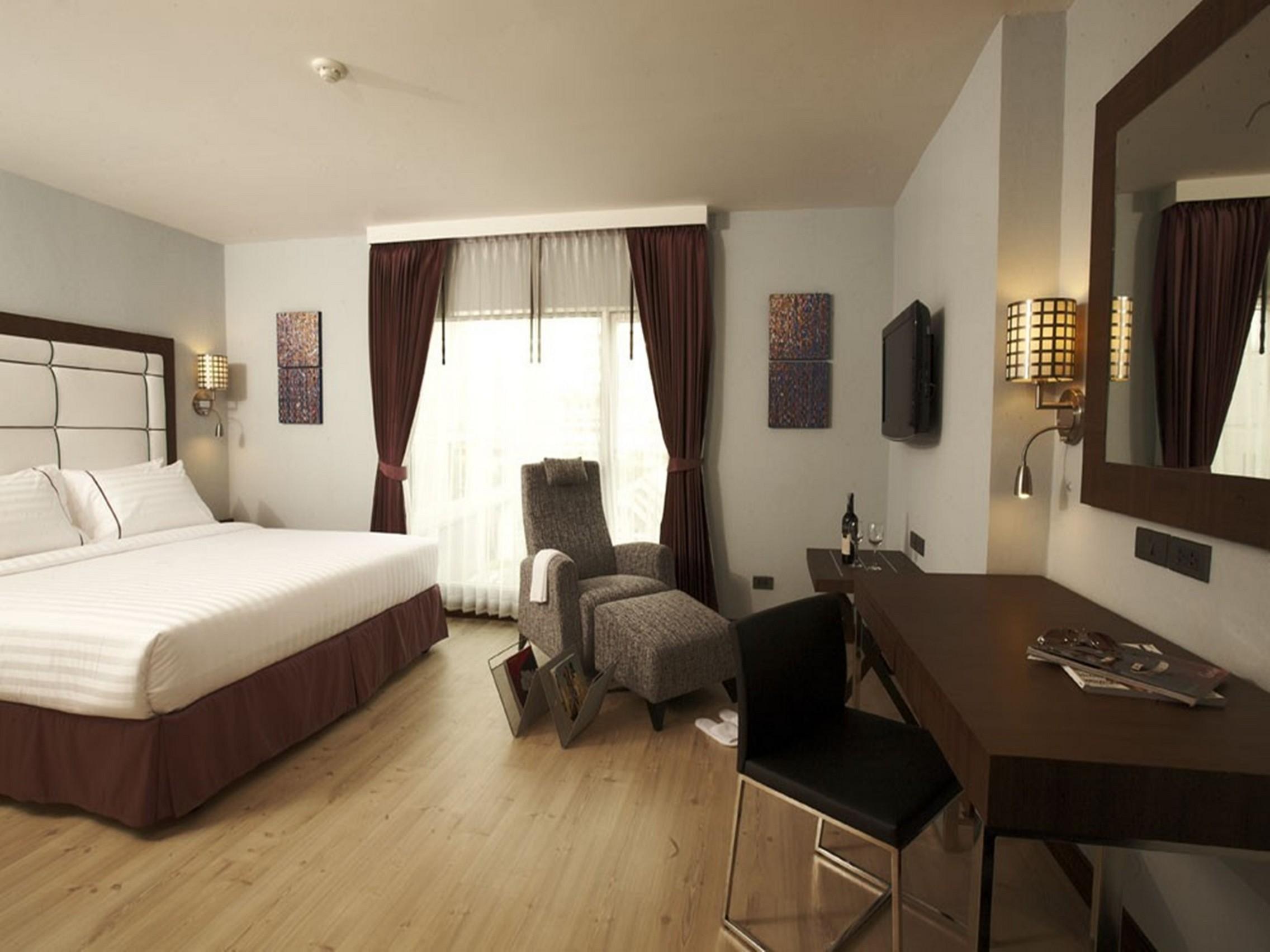 Sukhumvit Suites Hotel Банкок Екстериор снимка