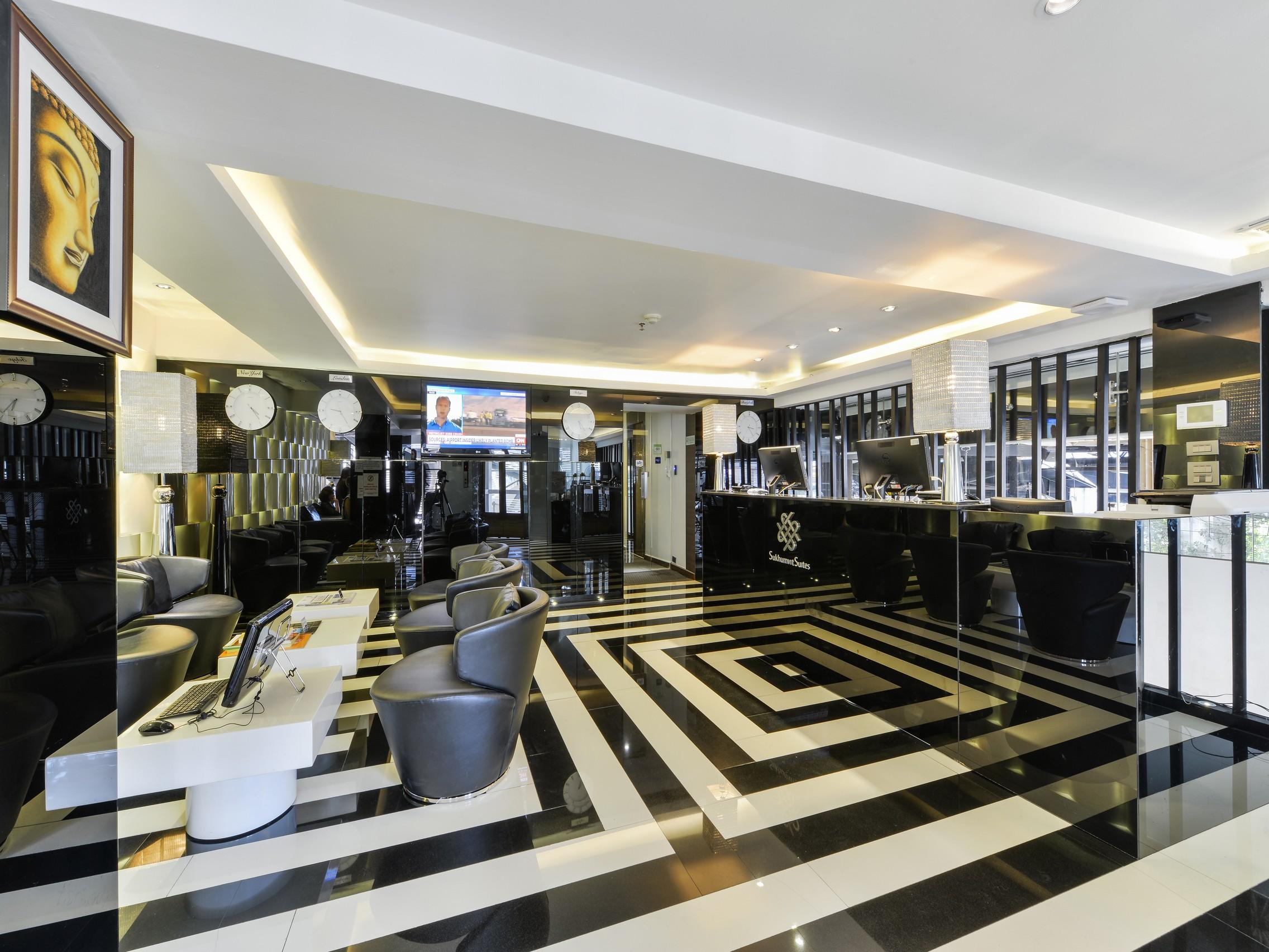Sukhumvit Suites Hotel Банкок Екстериор снимка