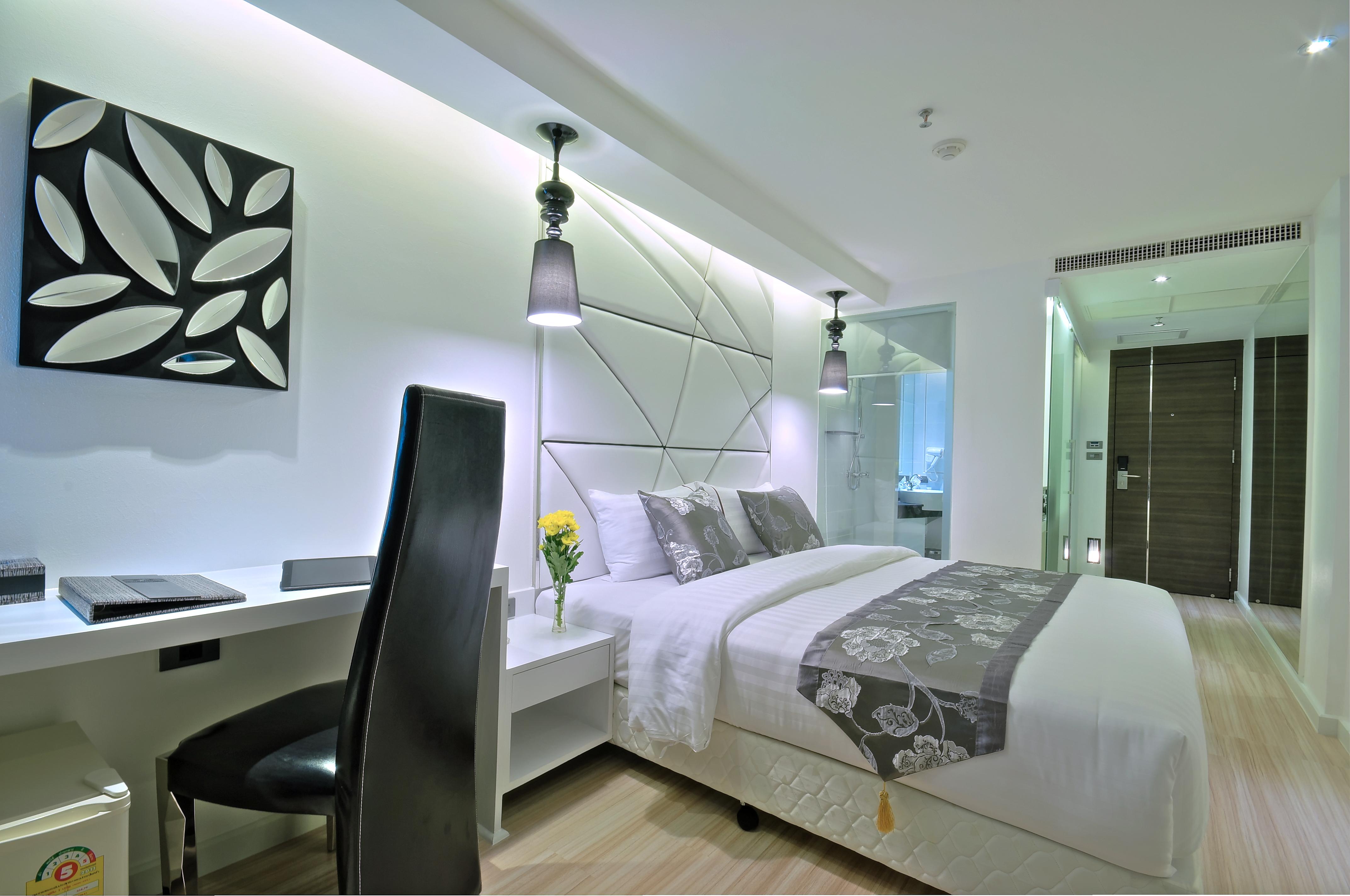Sukhumvit Suites Hotel Банкок Екстериор снимка